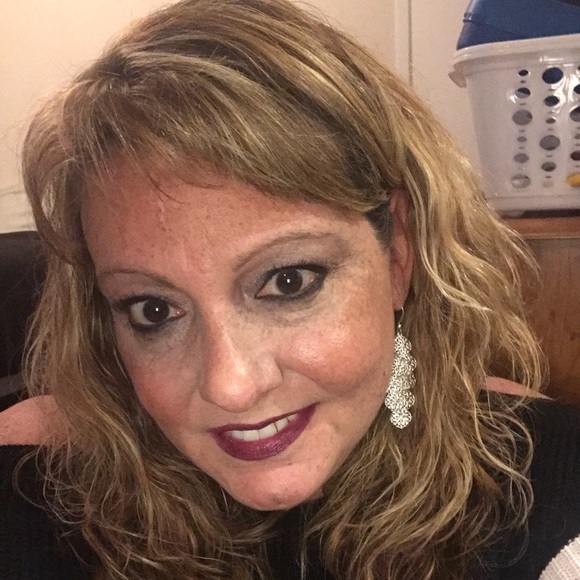 Meet your Posher, Jodi - Picture 1 of 1